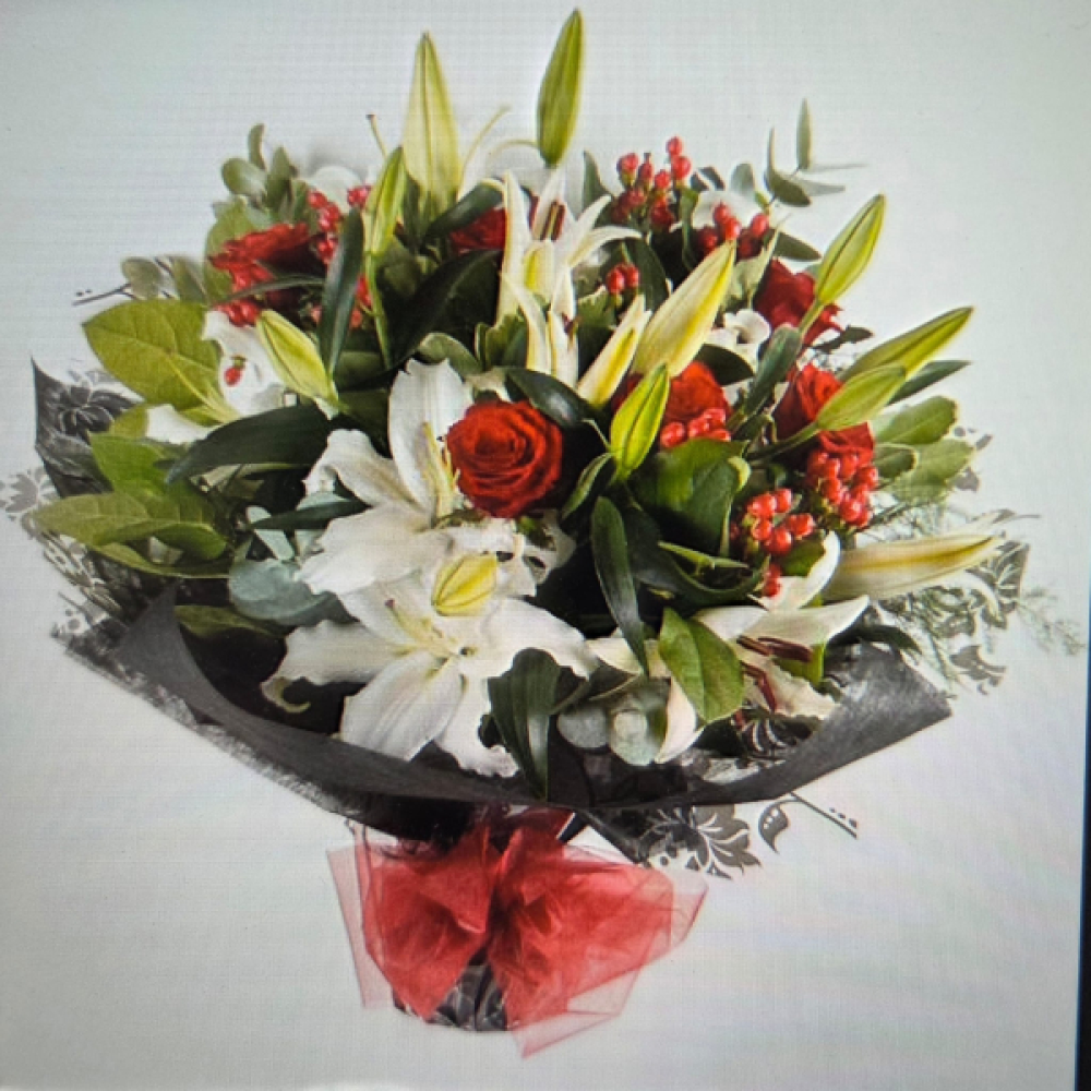 Very Berry Handtied